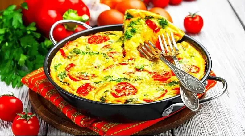 omelet with vegetables in the diet